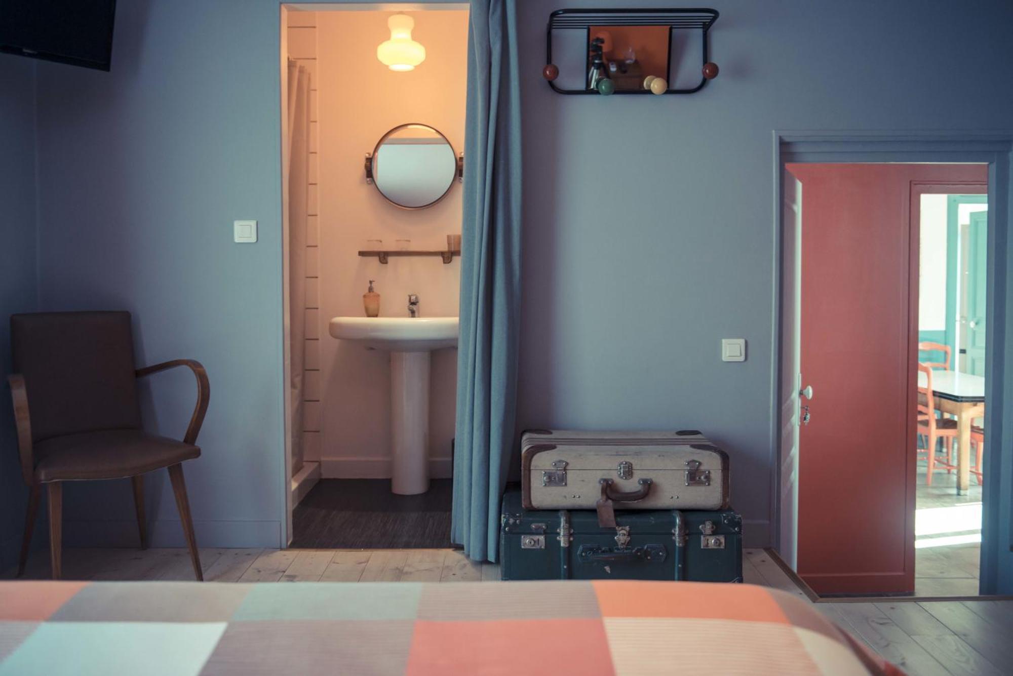 La Gare De Millas Chambres D'Hotes Room photo