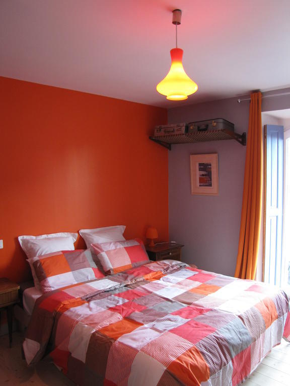 La Gare De Millas Chambres D'Hotes Room photo
